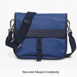 Lululemon Now and Always Crossbody *5L in Ink Blue / True Navy